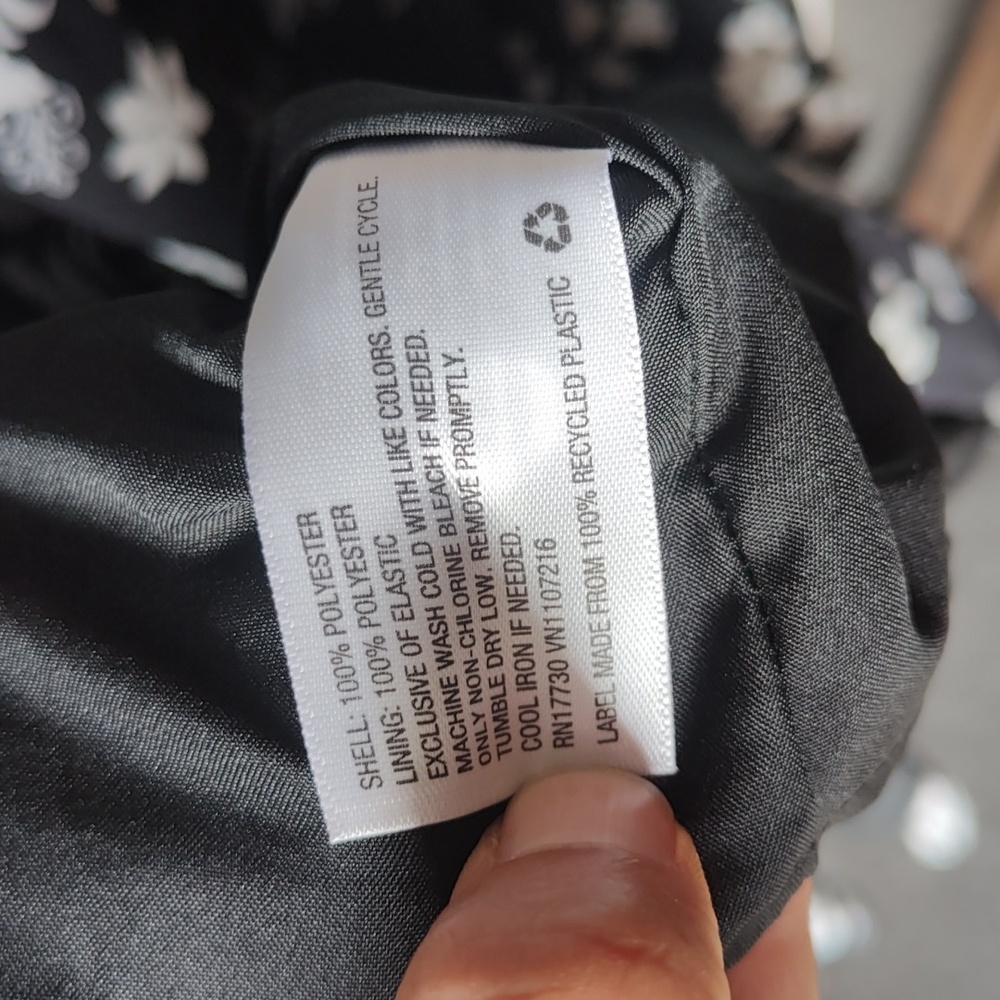 Isabel Maternity Black and White Floral Long Sleeve Dress NWT Size S Sheer Lined - Picture 7 of 9
